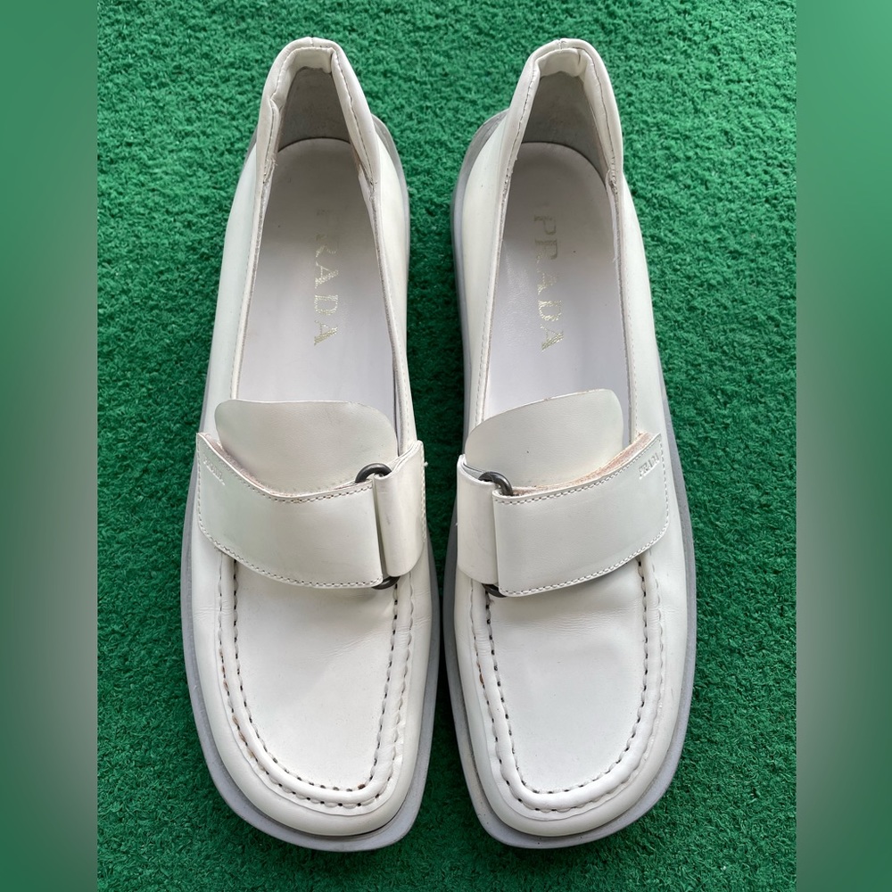 Prada Vintage Women’s White Leather Chunky Loafers + Gray Rubber Sole Size 38